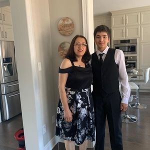 Meet your Posher, Deniz